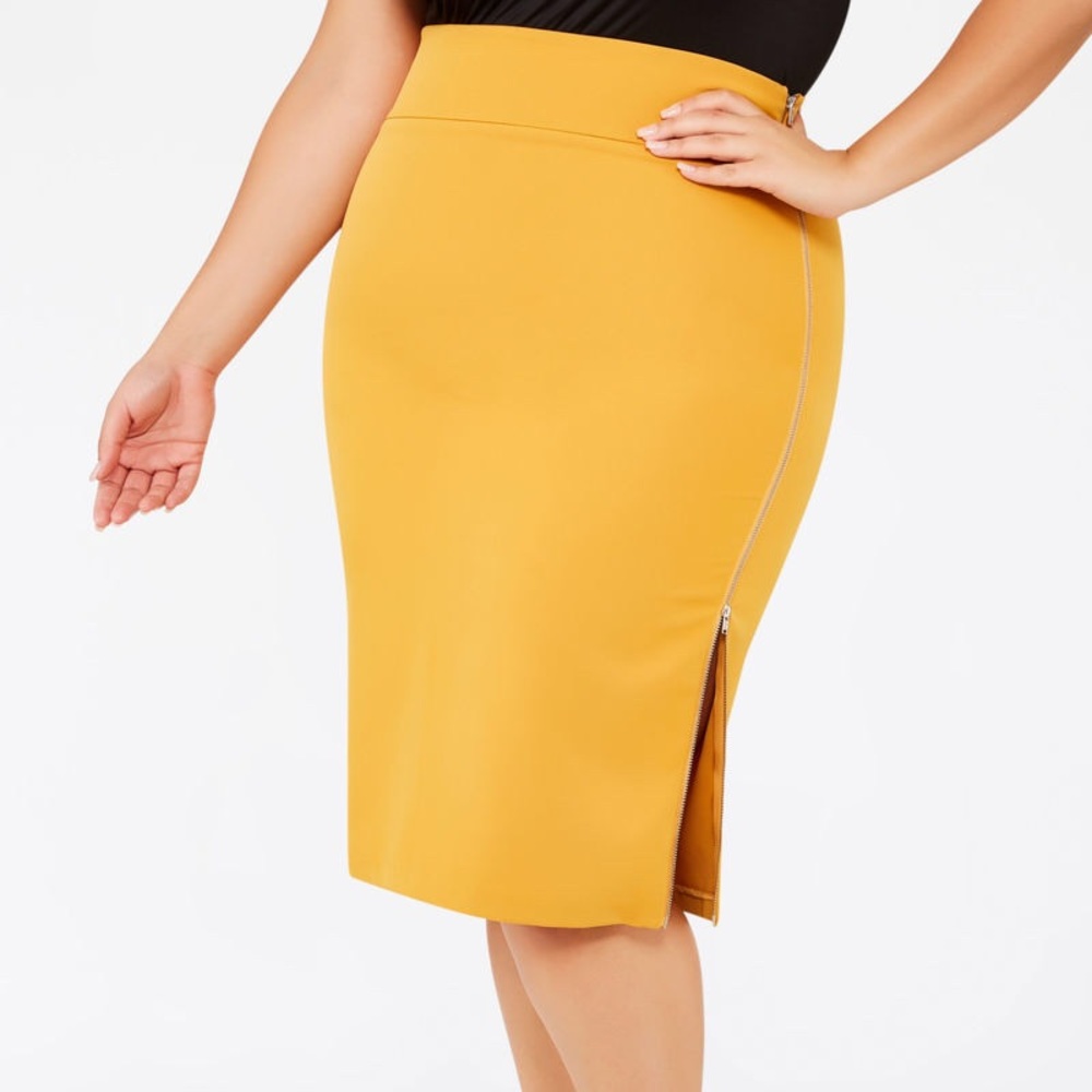NWT Side Zipper Skirt